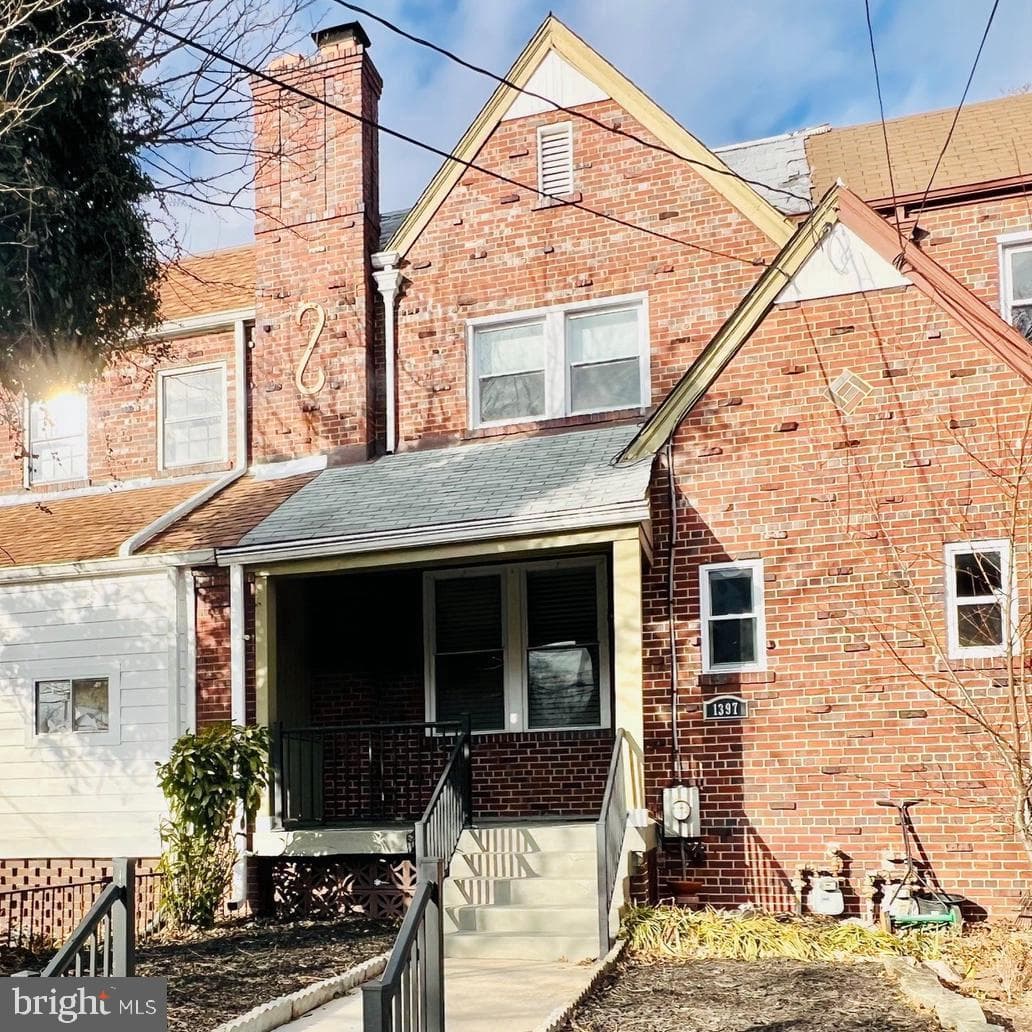 1397 Sheridan Street NW photo 1