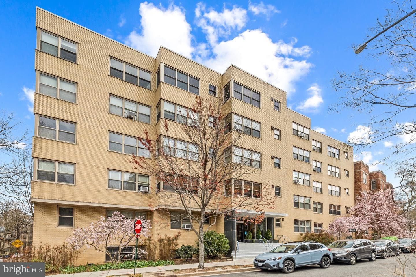 3025 Ontario Road NW #207 photo 1