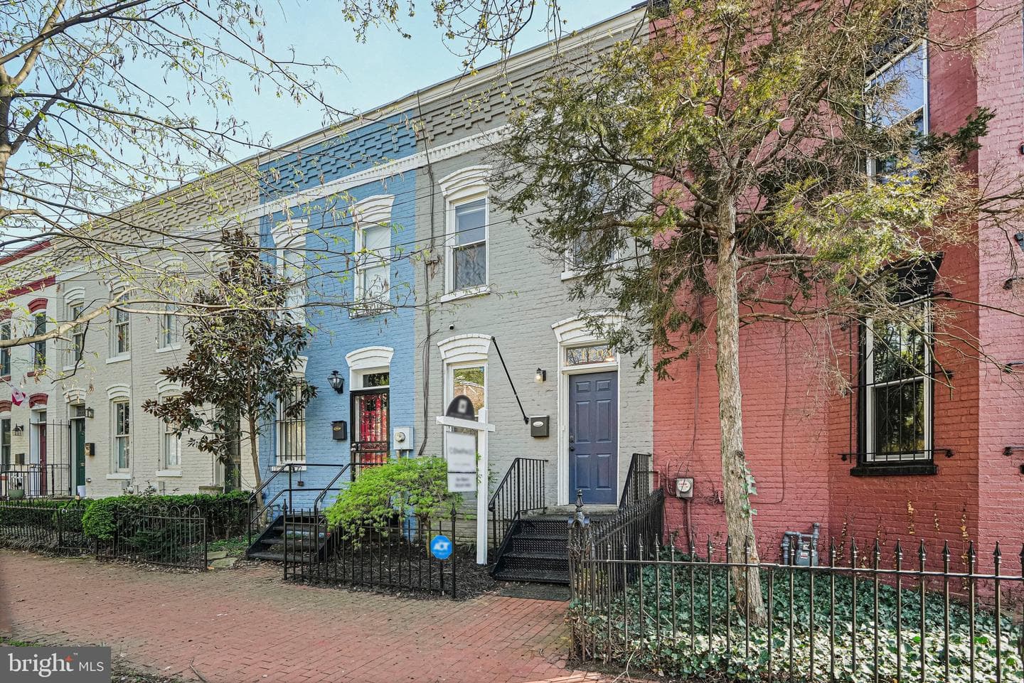 1203 C Street SE photo 1
