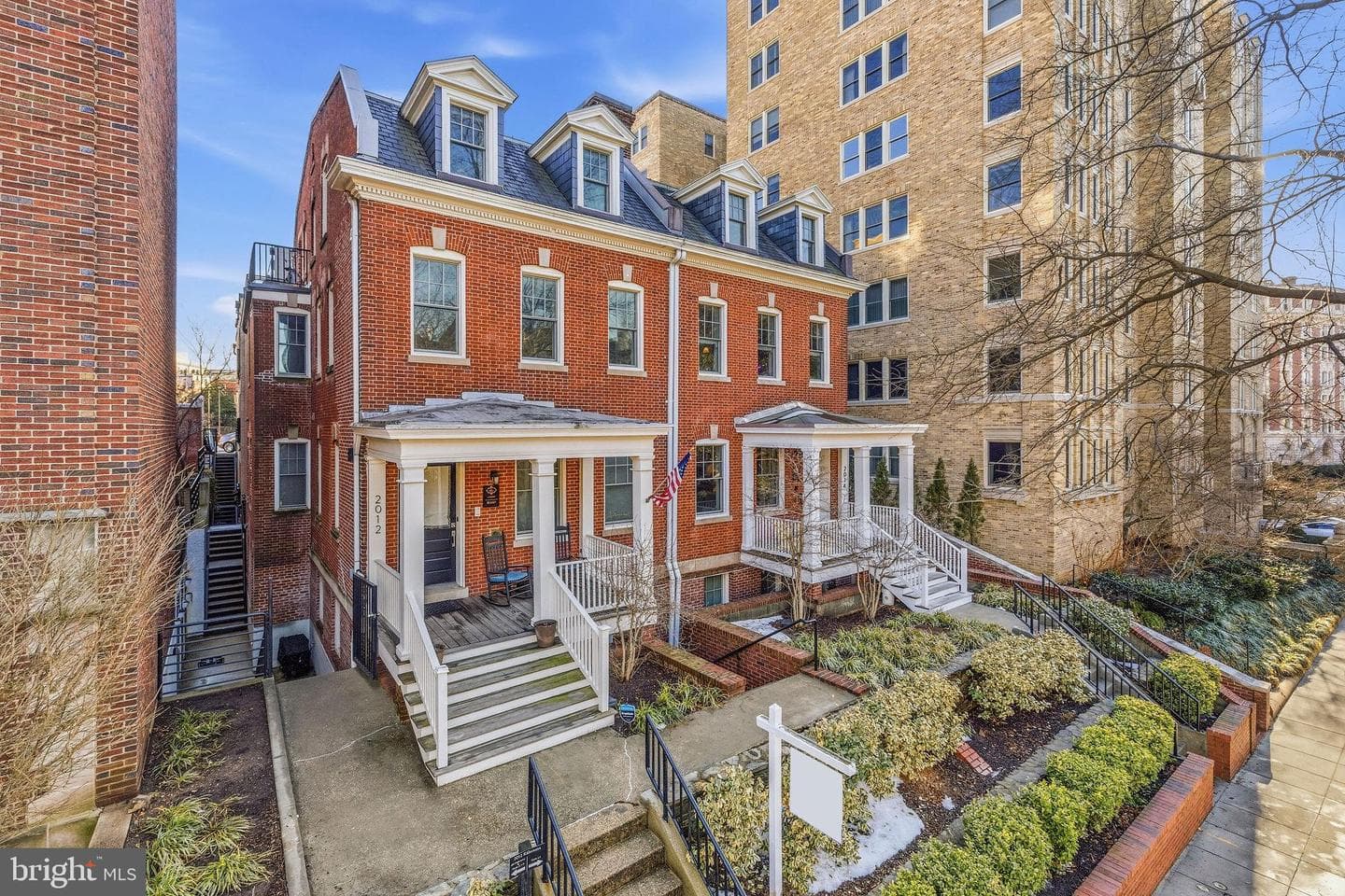2012 NW Kalorama Road NW #8 photo 1