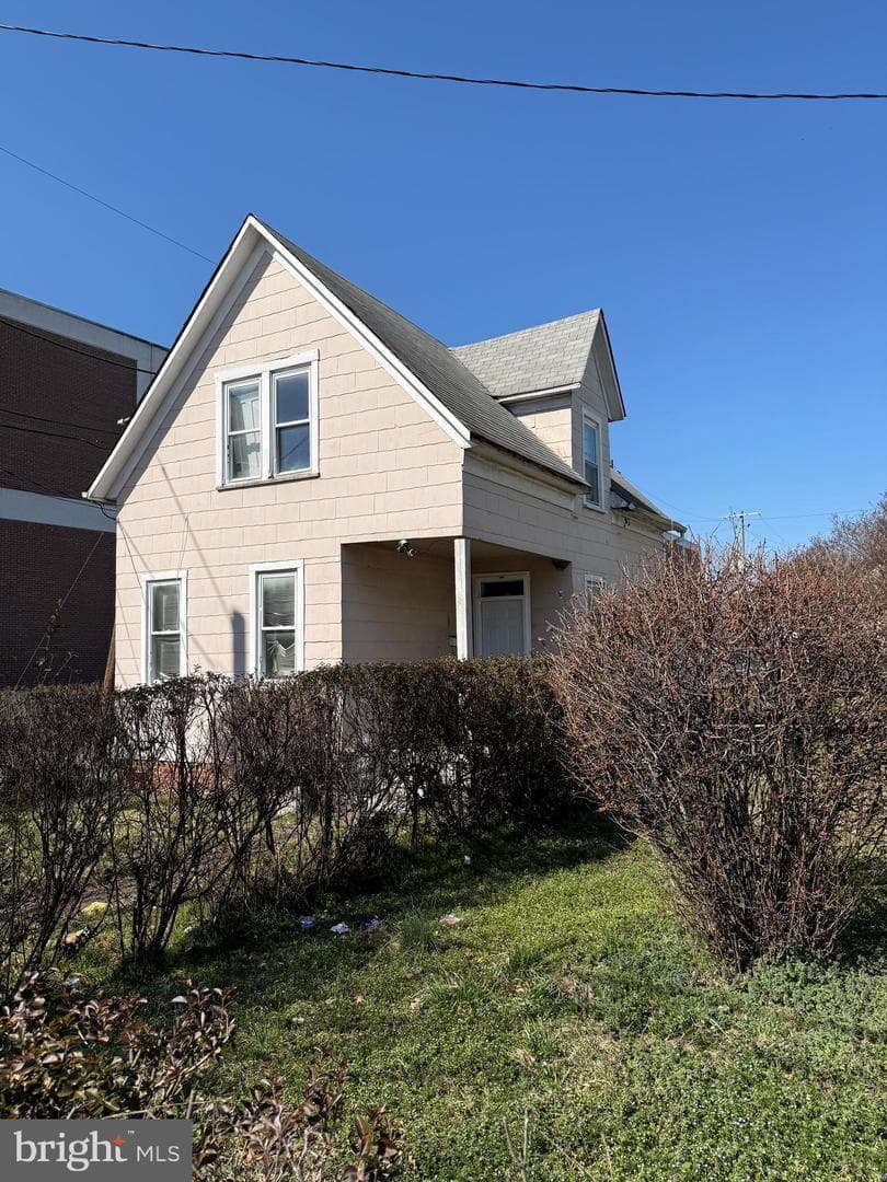 4300 Jay Street NE photo 1