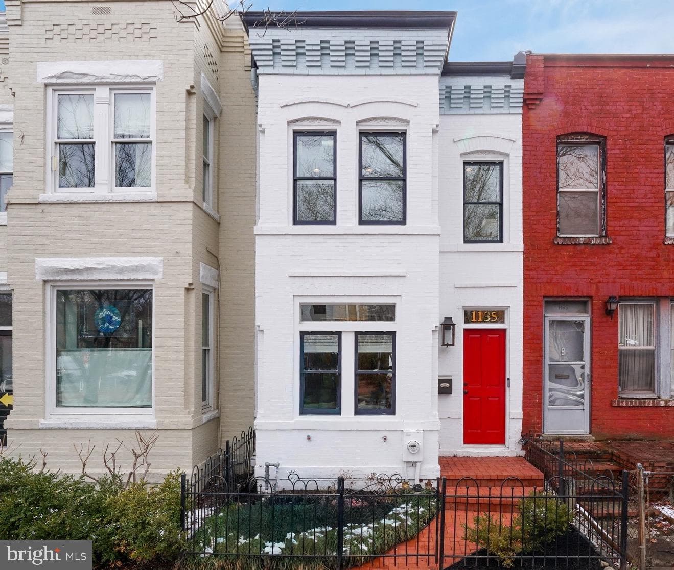 1135 C Street NE photo 1