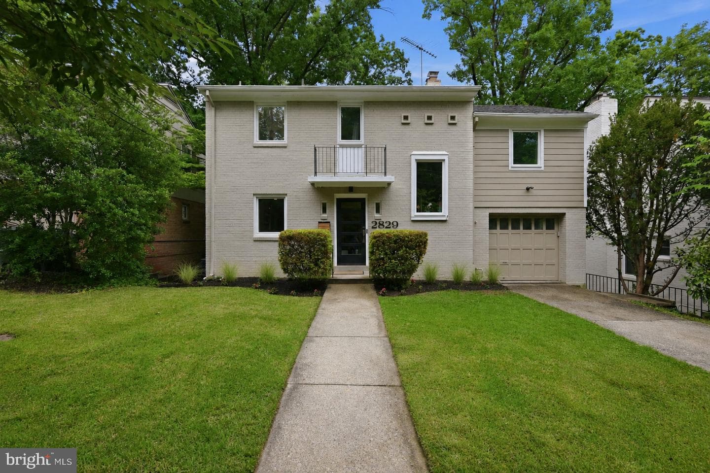 2829 29th Place NW