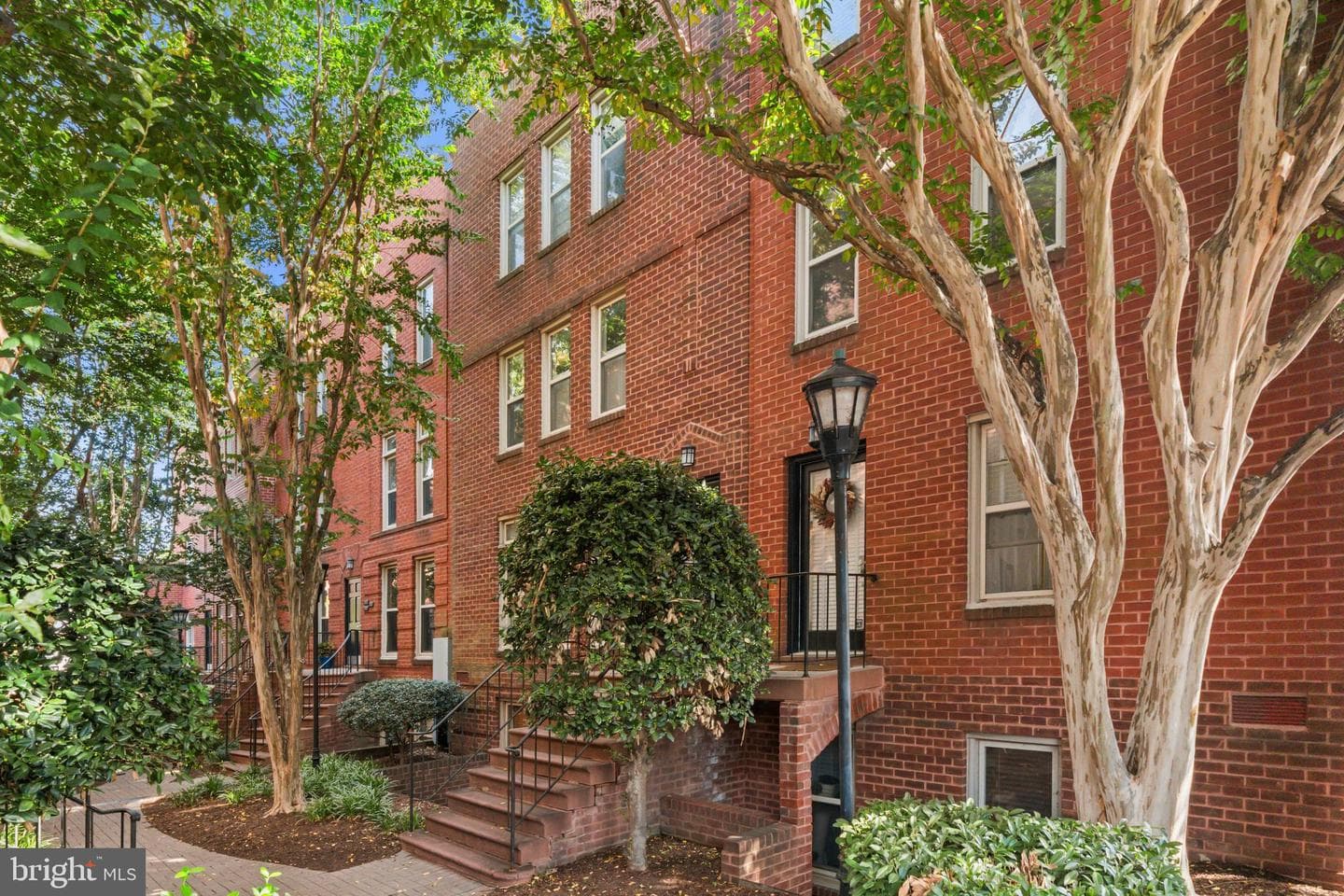 1449 A Street NE #d photo 1
