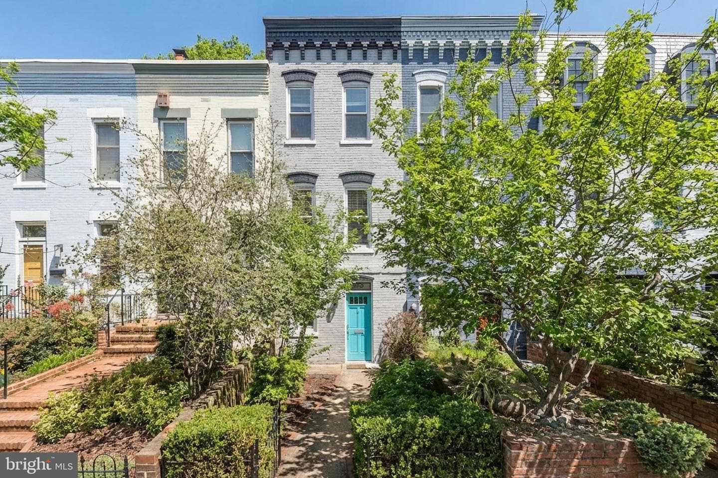 320 G Street SE photo 1