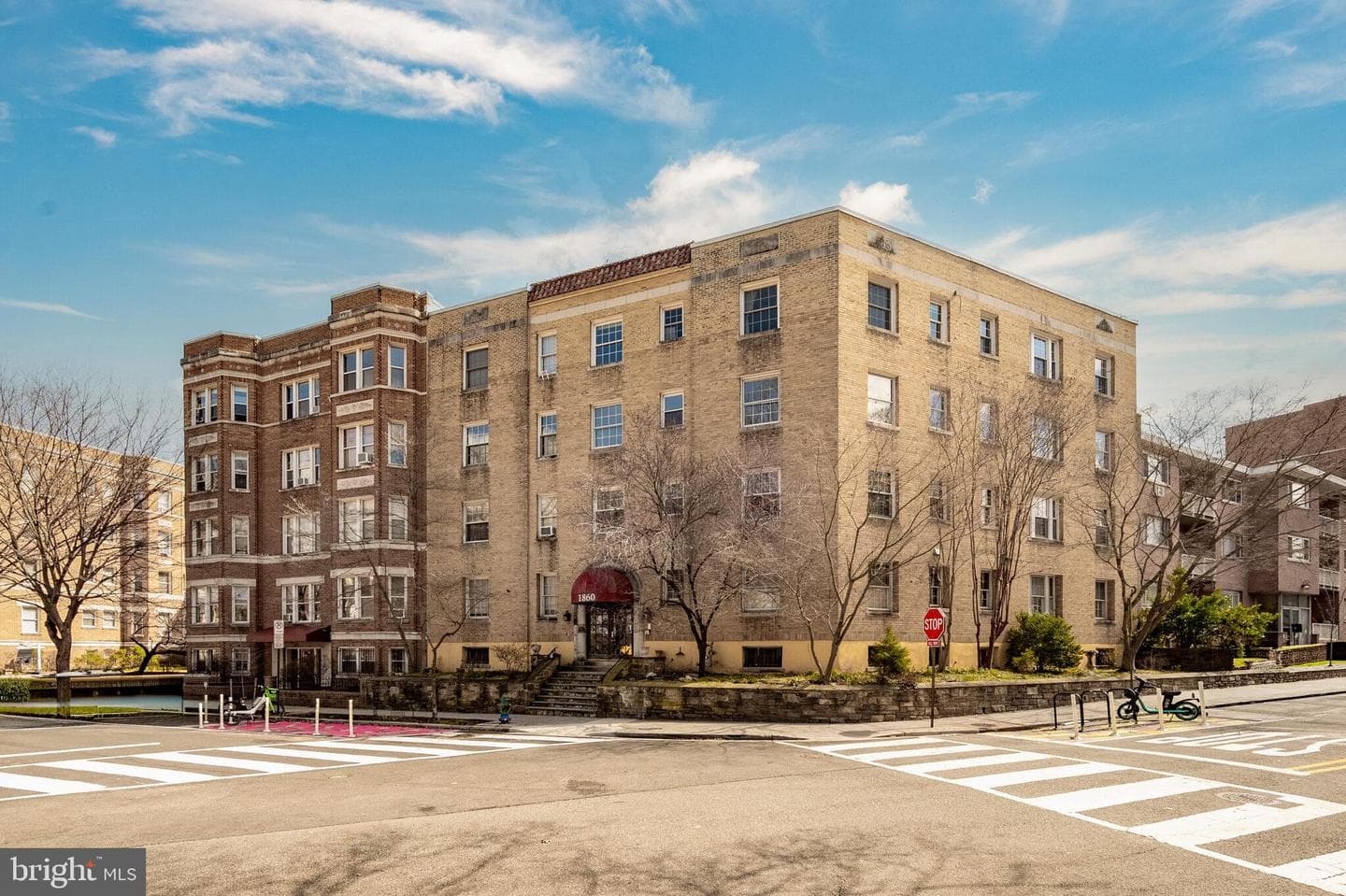 1860 Clydesdale Place NW #105, Washington