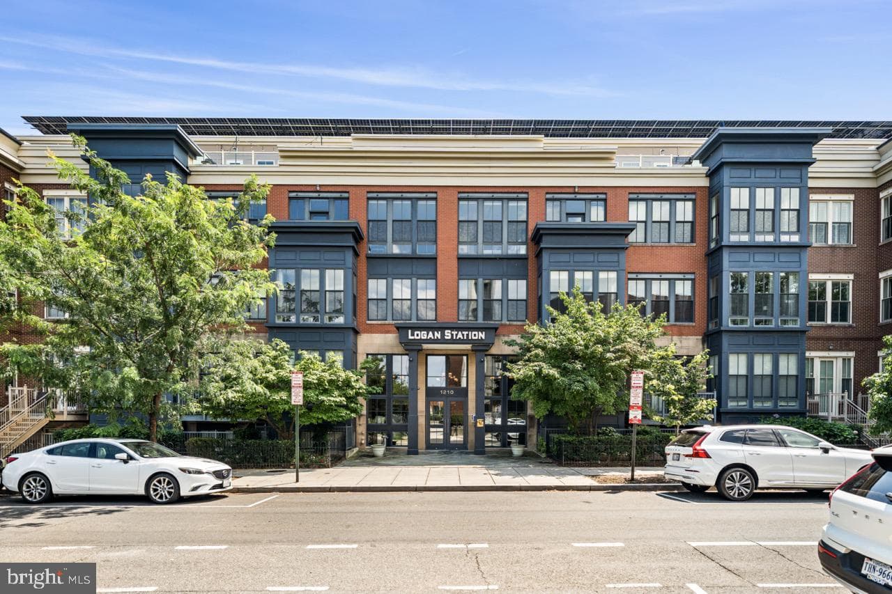 1210 R Street NW #213