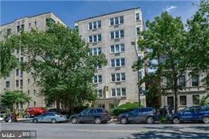 1725 New Hampshire Avenue NW #204 photo 1