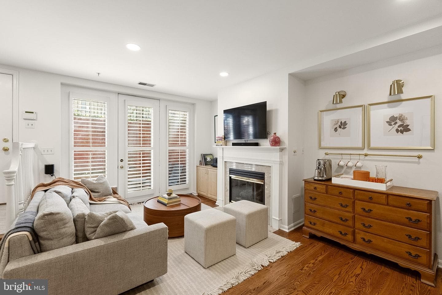 1935 Belmont Road NW #1121 photo 1
