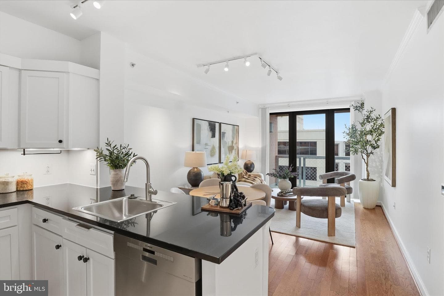 631 D Street NW #1227 photo 1