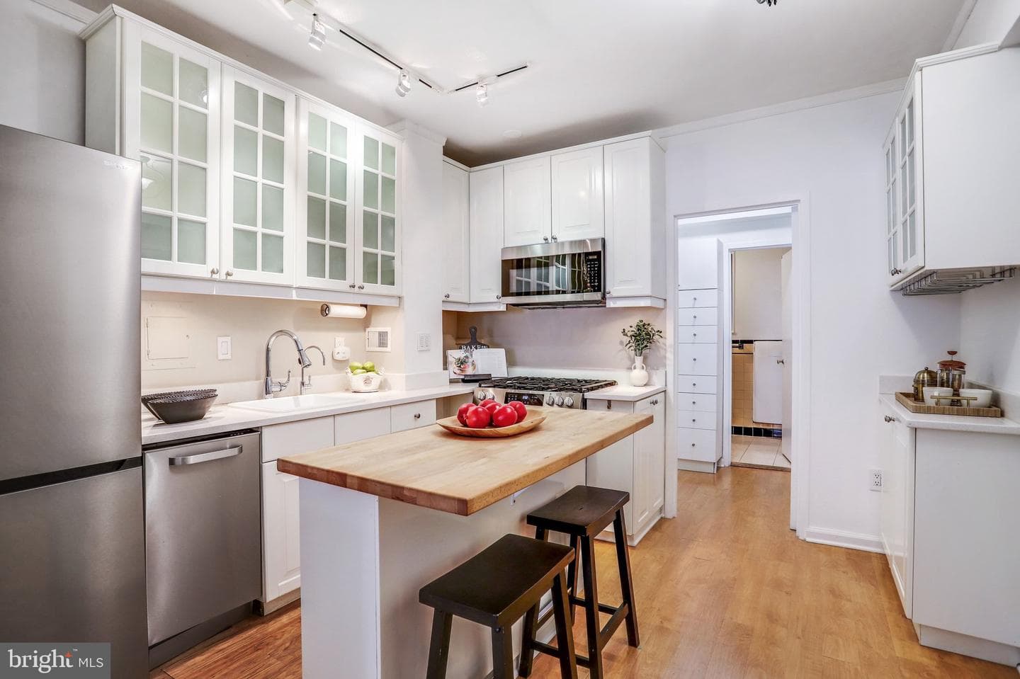 1 Scott Circle NW #302