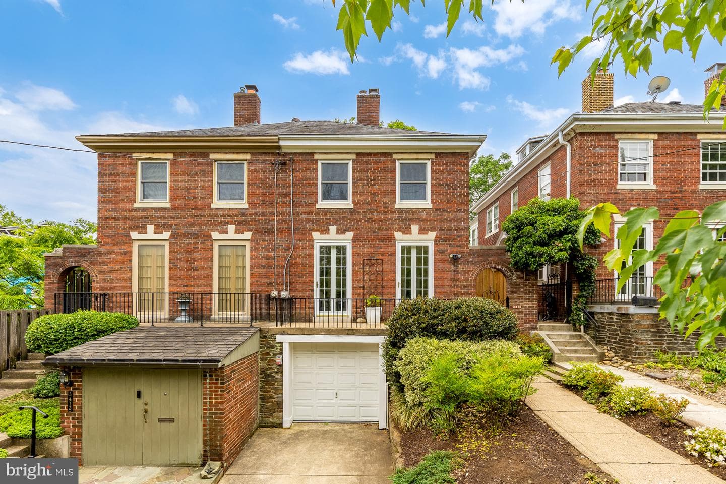 3414 Porter Street NW