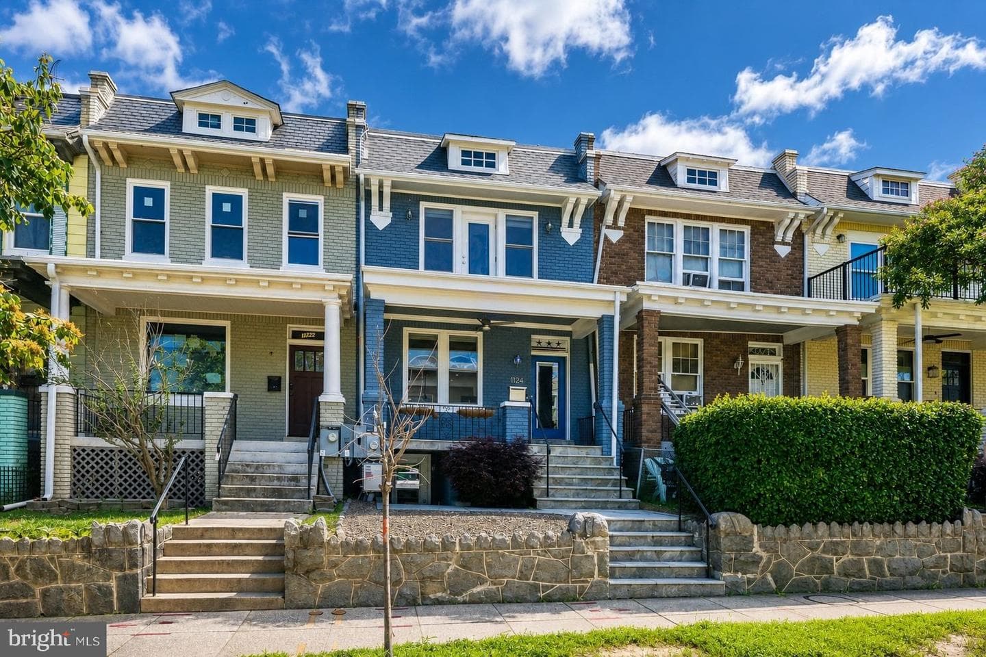 1124 4th Street NE