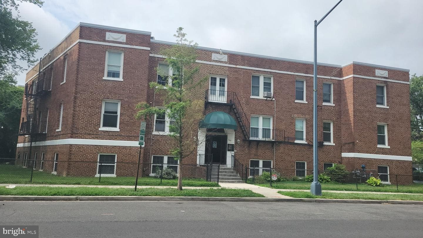 640 Buchanan Street NW #105, Washington