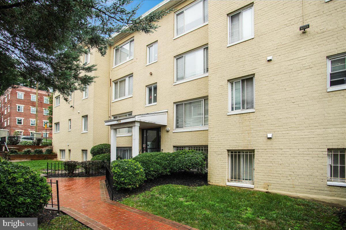 705 Brandywine Street SE #203, Washington