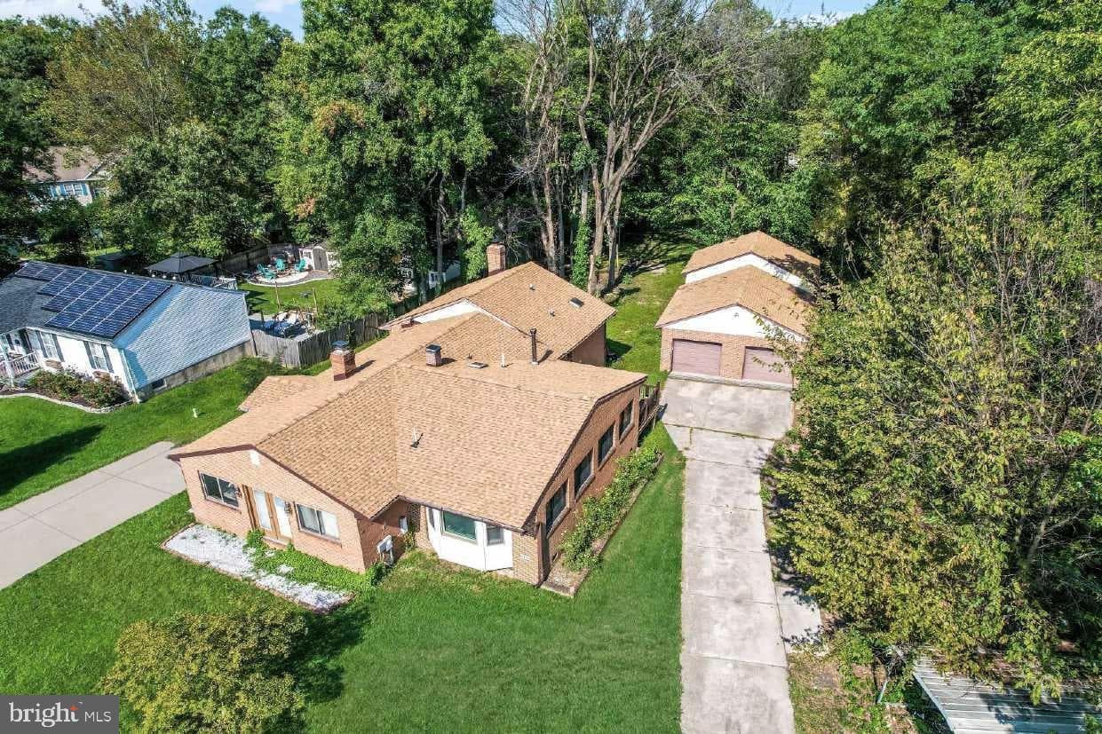 100 Henson Road photo 1