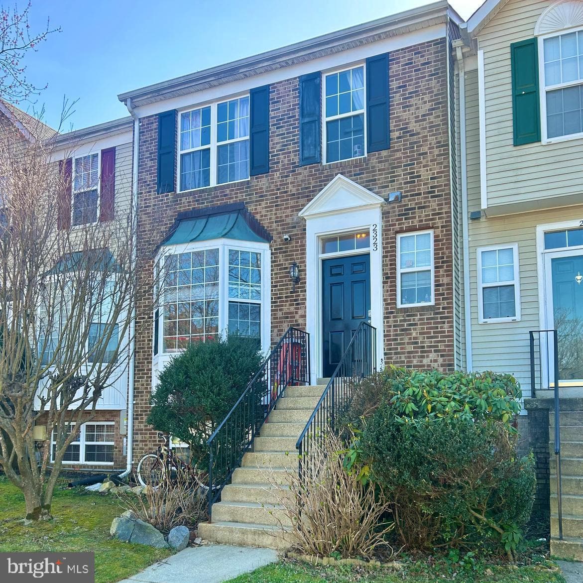 2323 Manomet Court photo 1