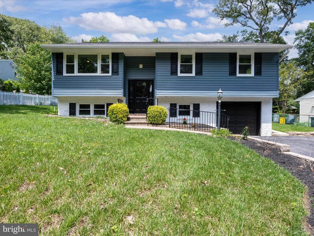 1008 Mountain Top Drive photo 1