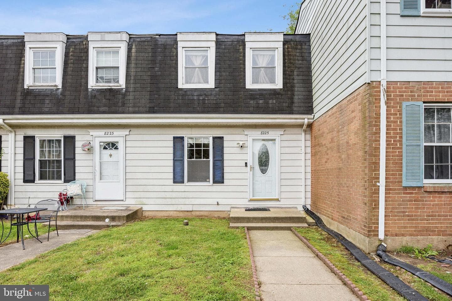 8225 Durness Court photo 1