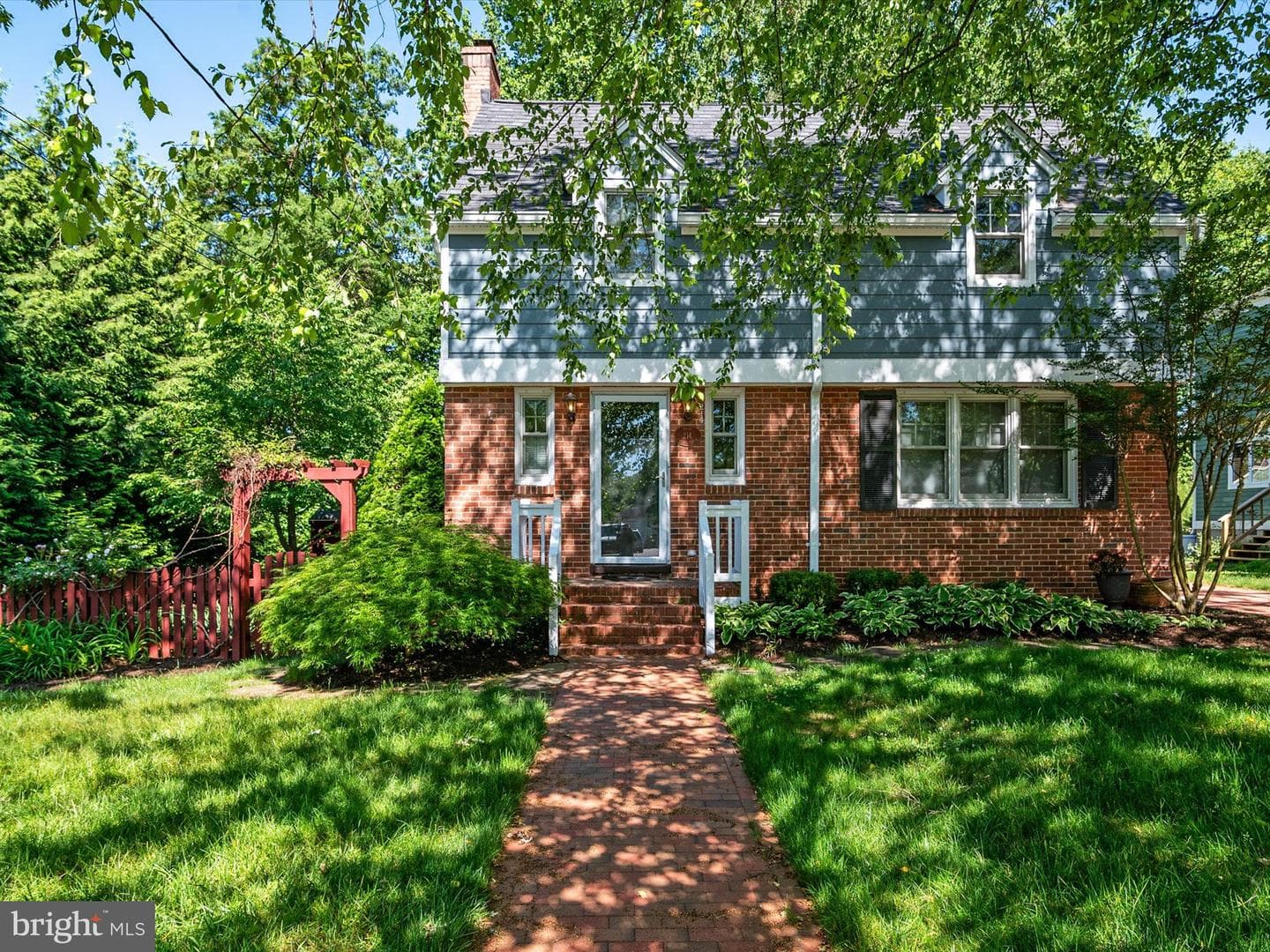 214 S Cherry Grove Avenue photo 1