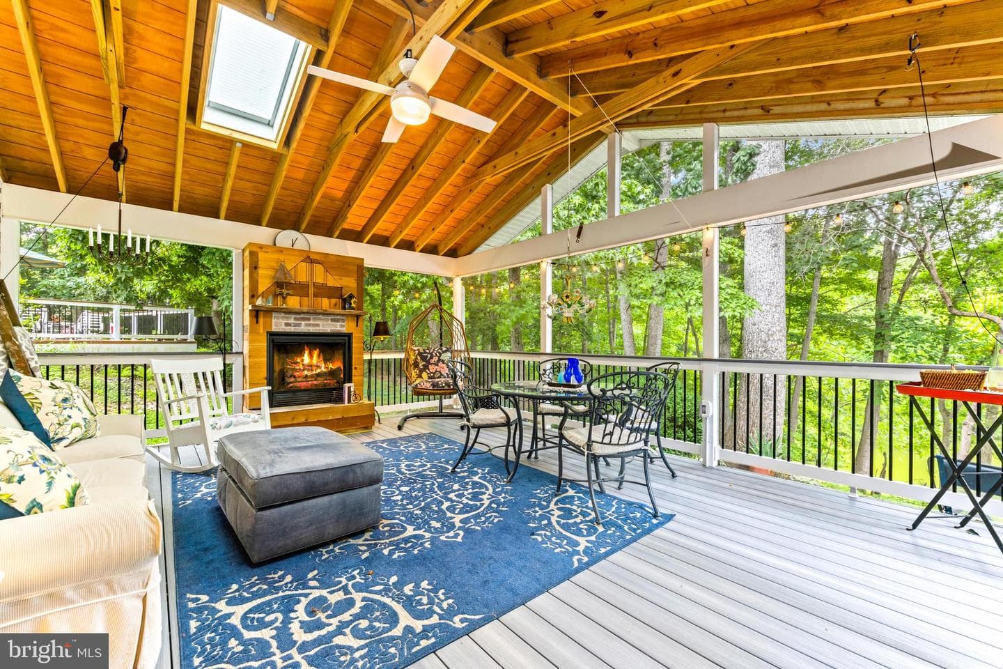 2646 Shadow Cove photo 1