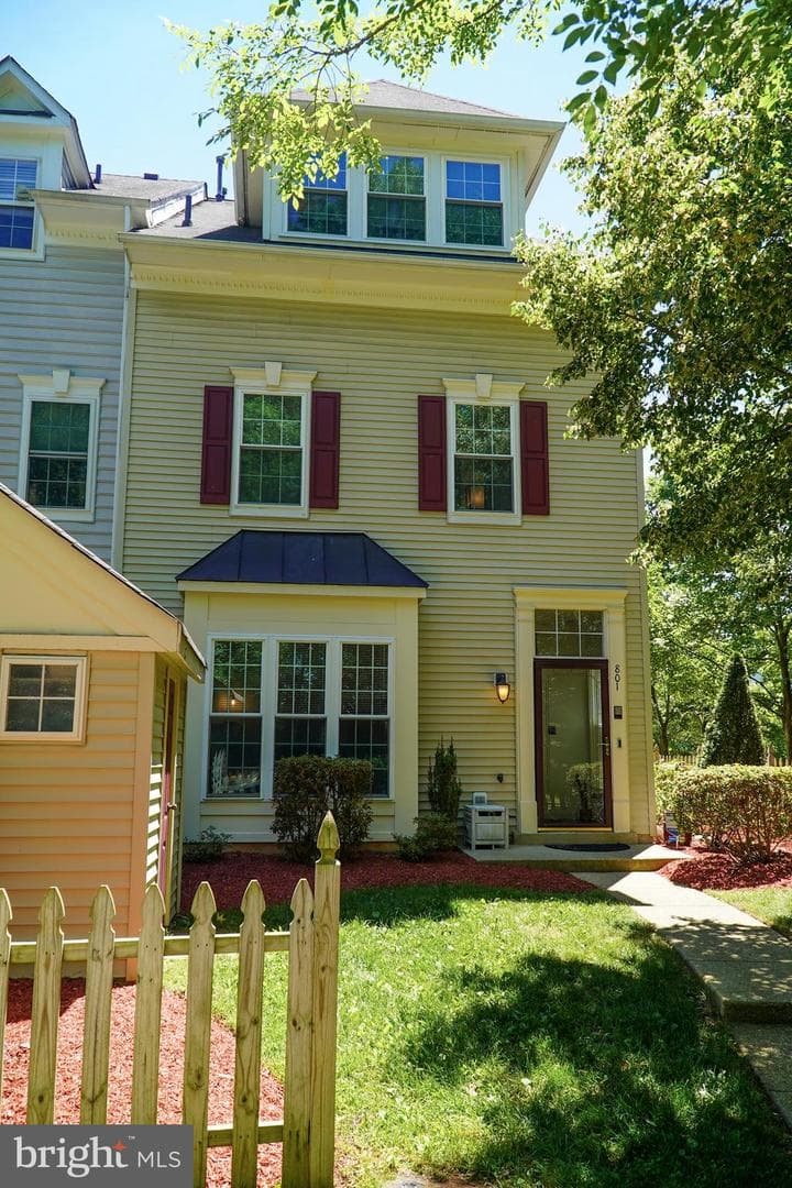 801 Estuary Drive photo 1