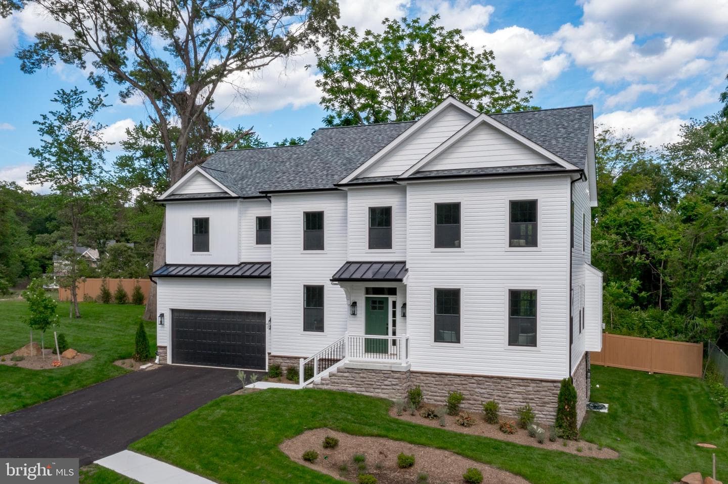 41 Stratford Drive photo 1