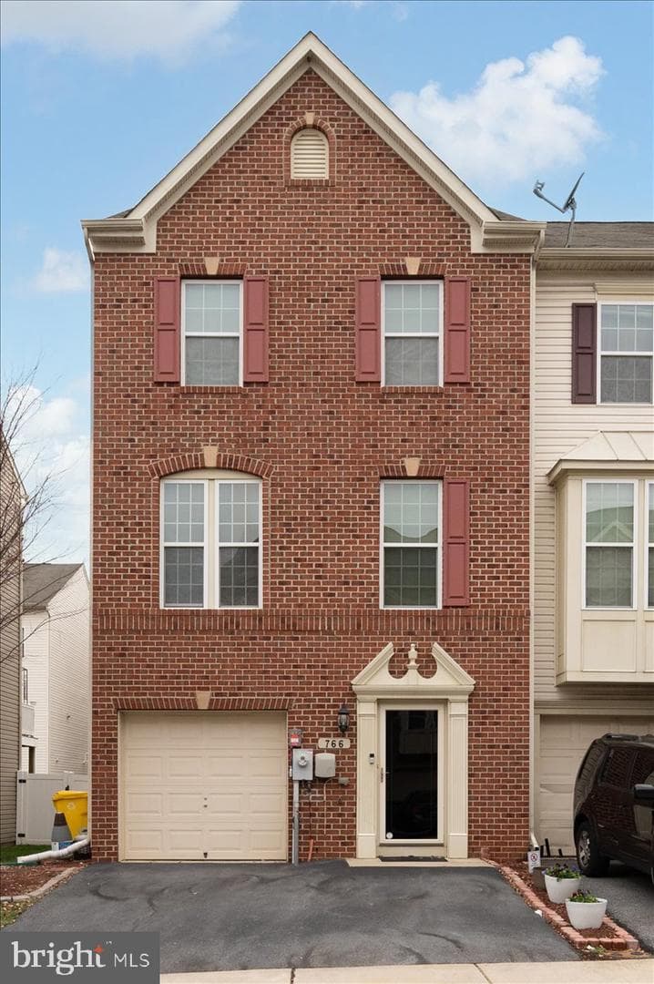 766 Cherry Bark Lane photo 1