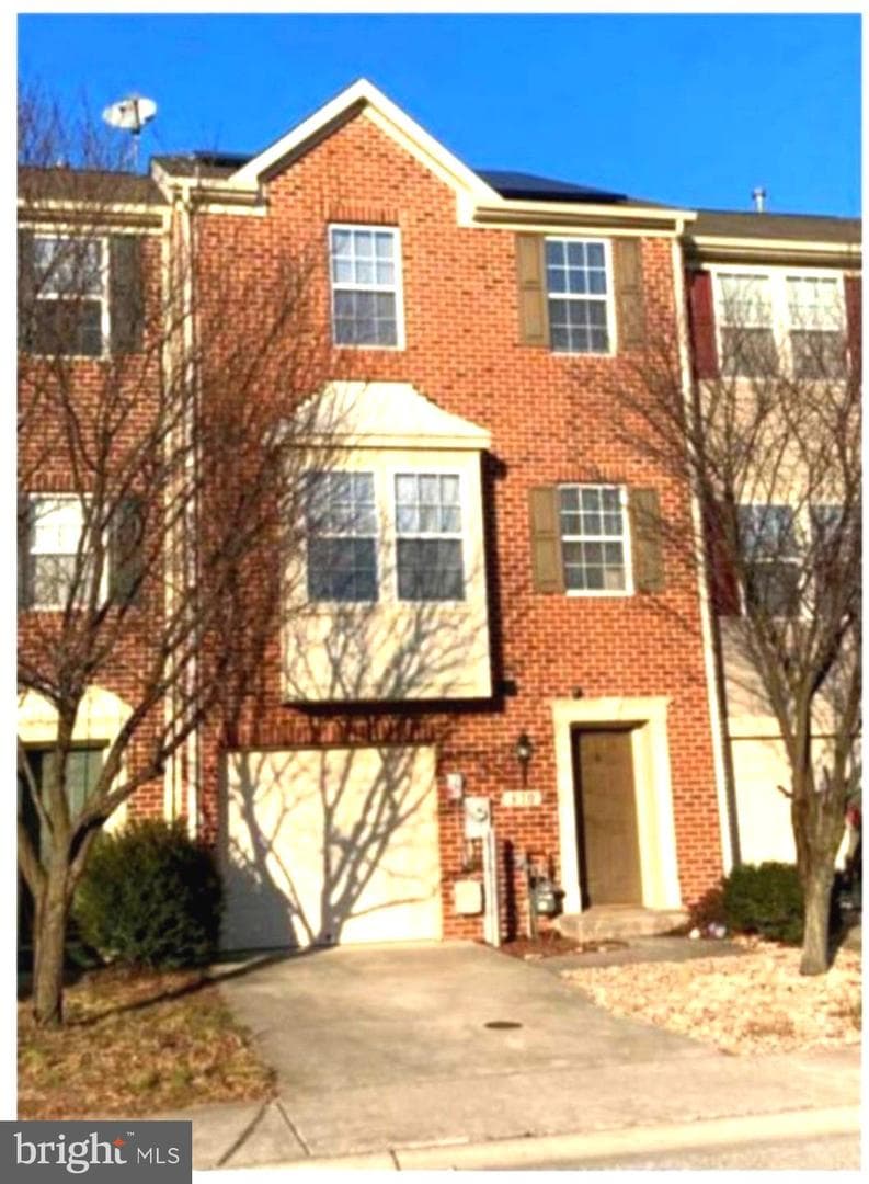 830 Oriole Avenue photo 1