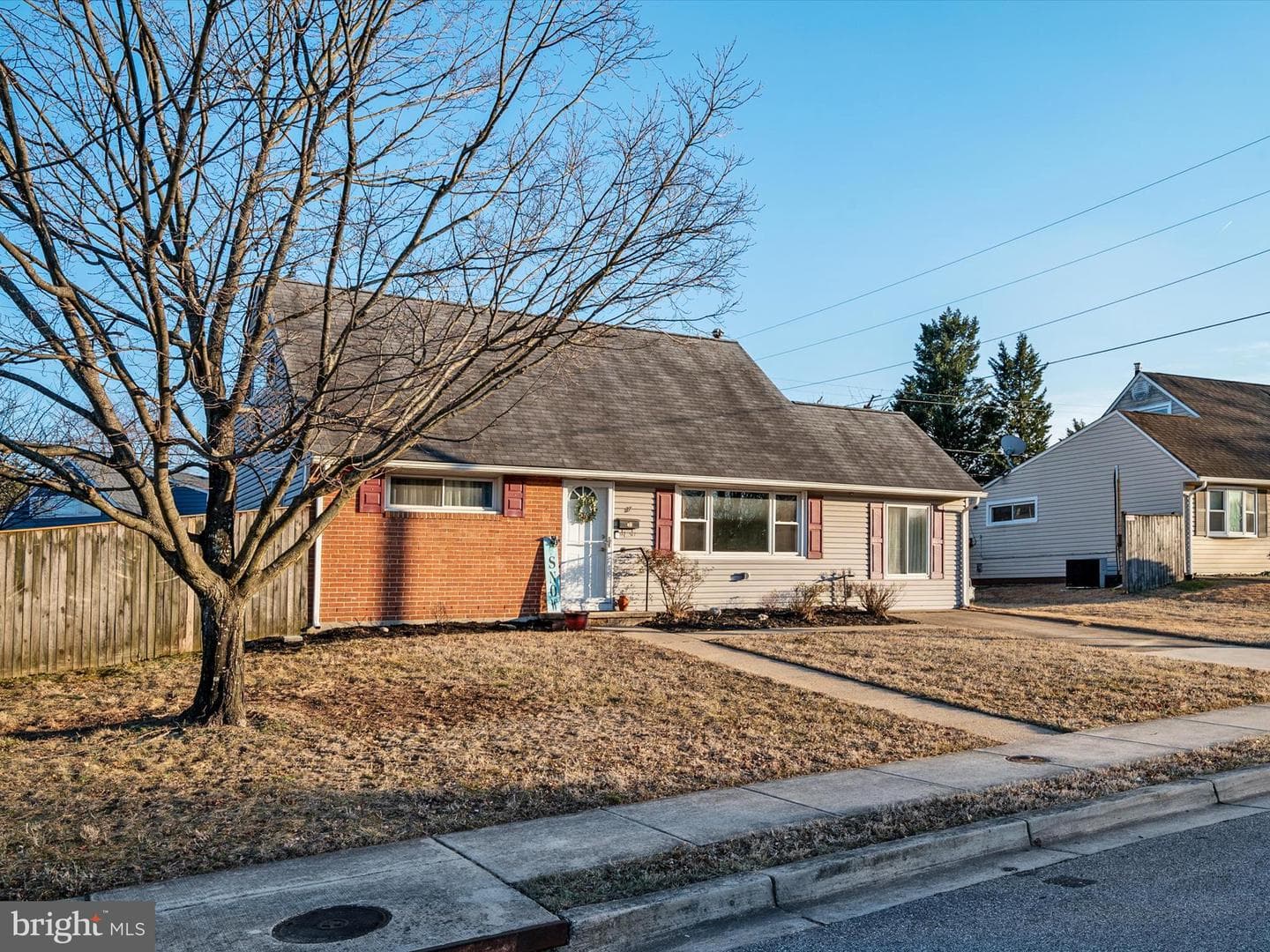 27 Harvard Road photo 1