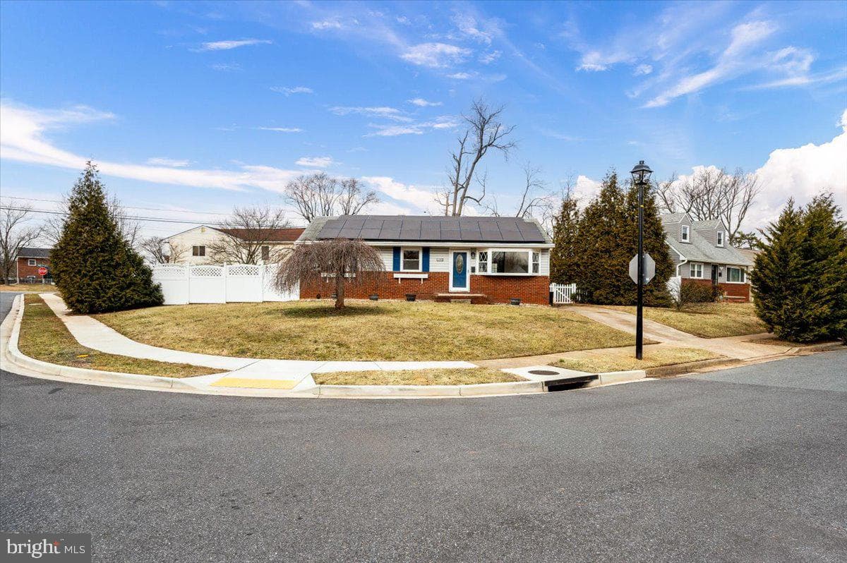1848 Ridgewick Road photo 1