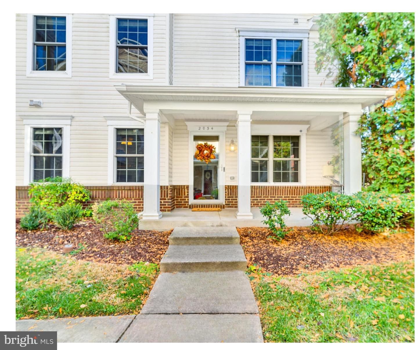 2034 Astilbe Way photo 1