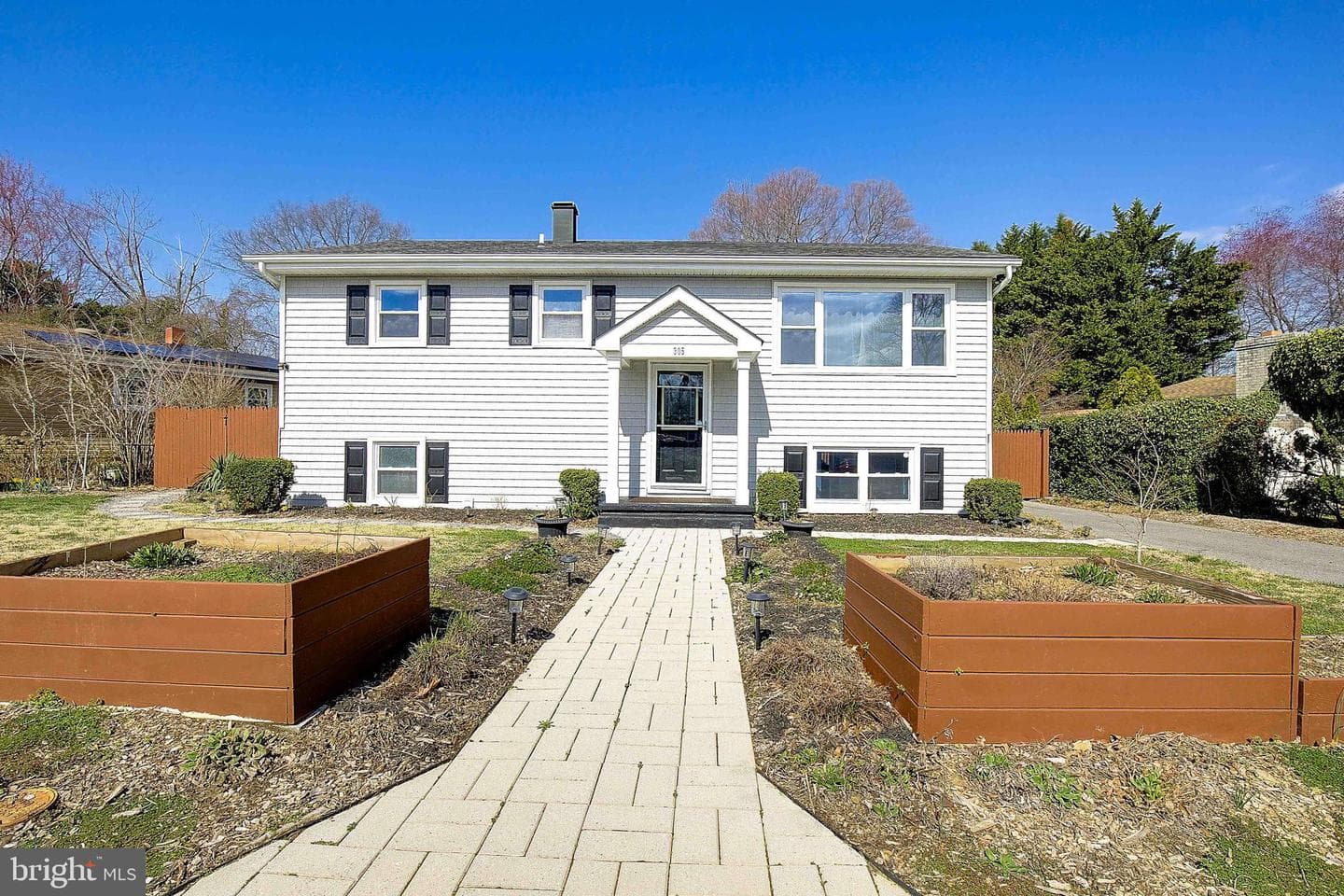 305 Garden Gate Lane photo 1