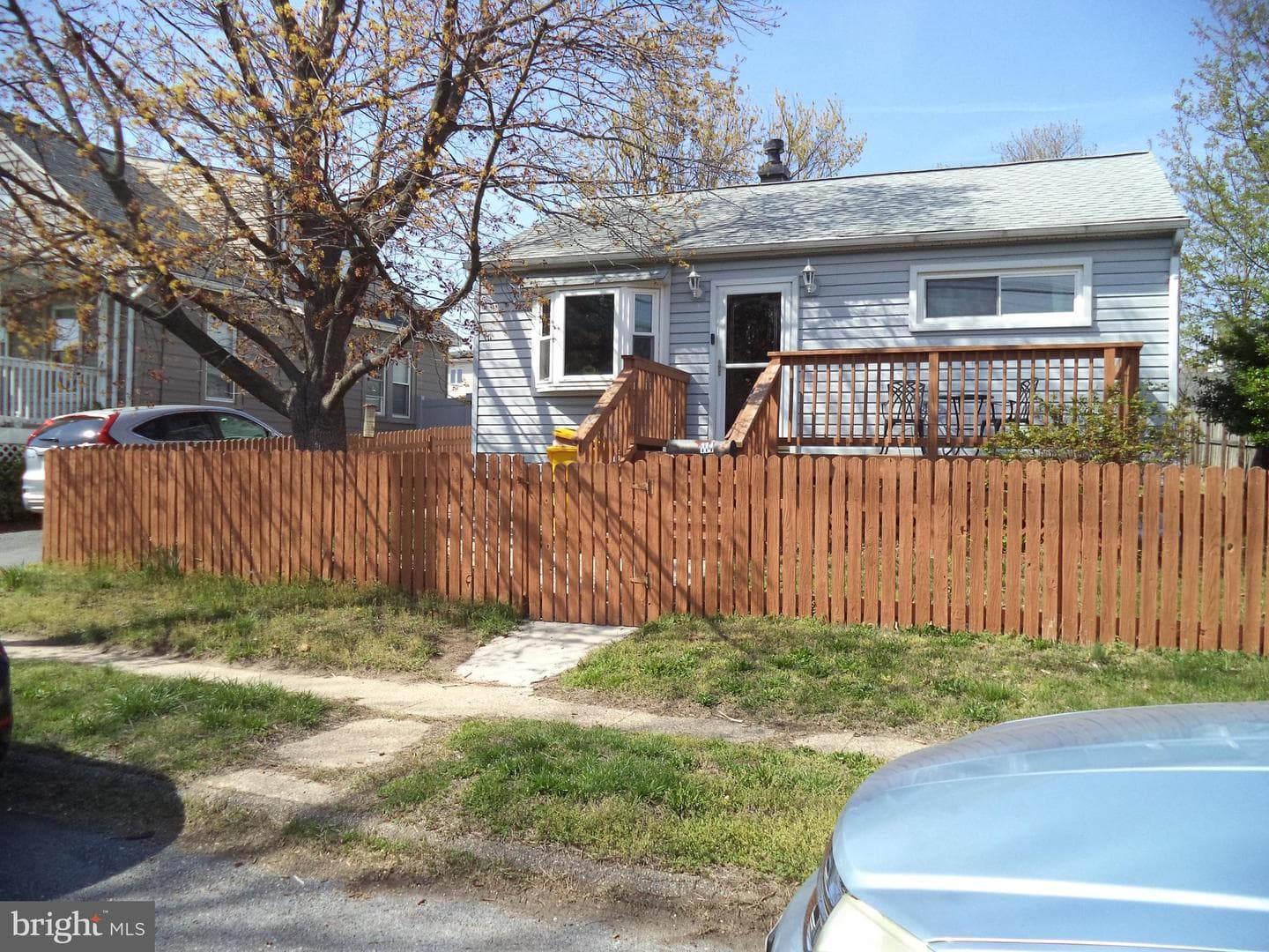 114 Eugenia Avenue photo 1