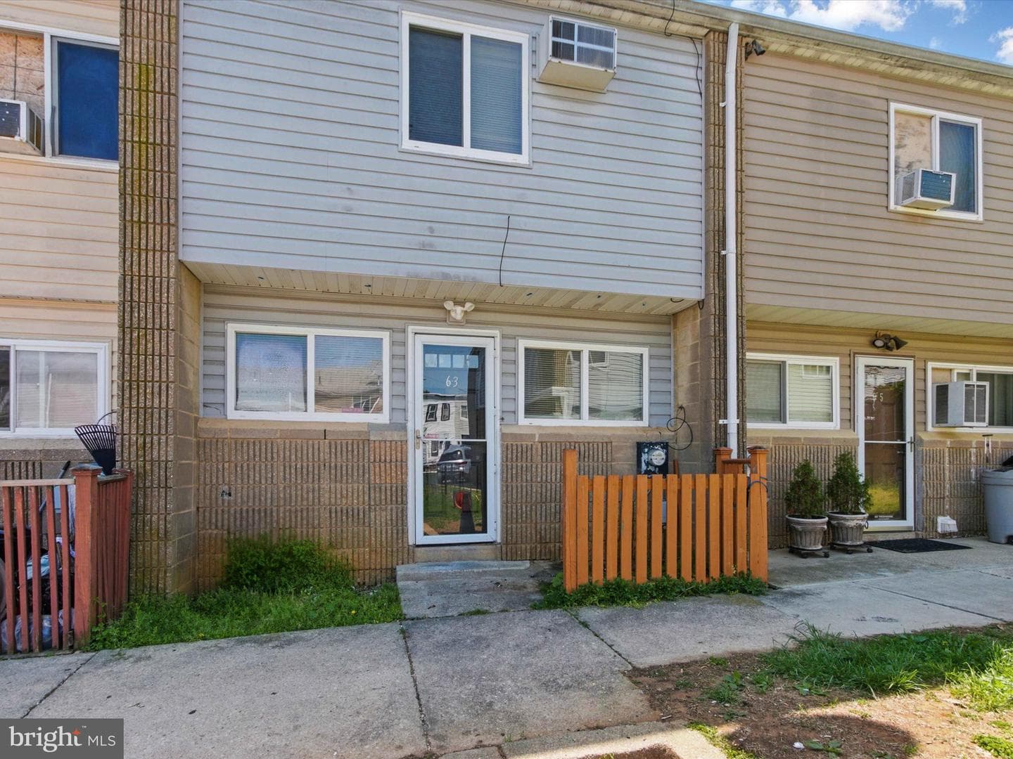 63 Town Pines Court photo 1