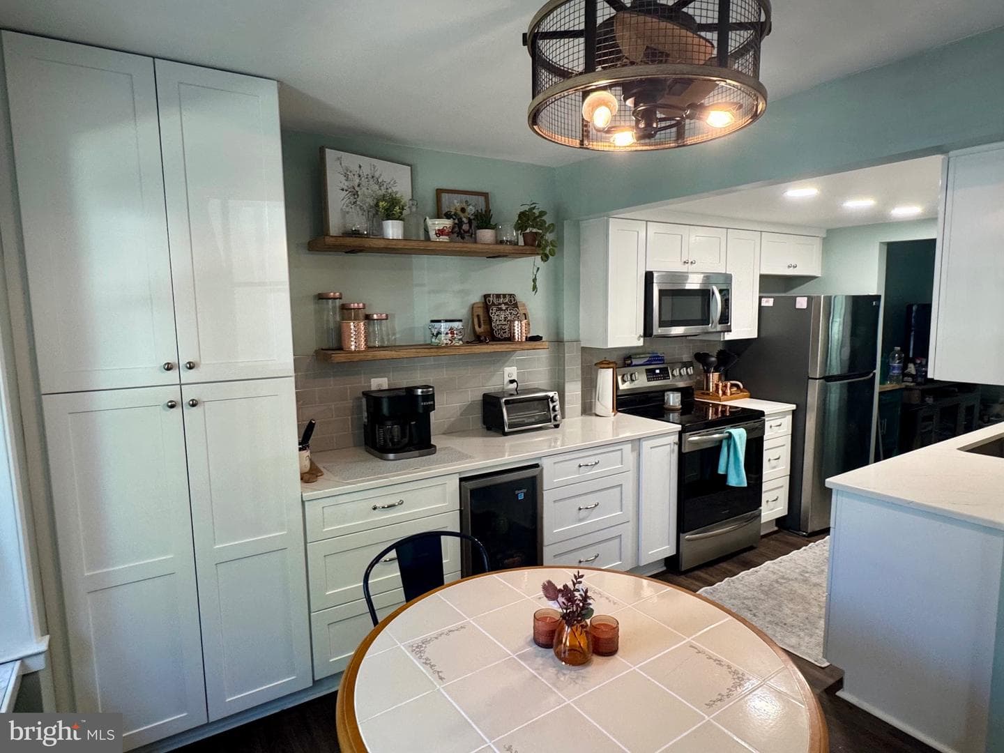 1820 Aberdeen Circle photo 1