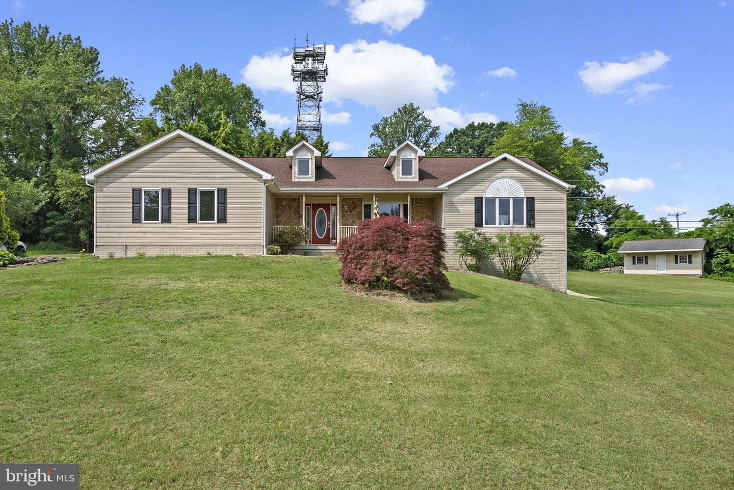 1 Harwood Drive photo 1