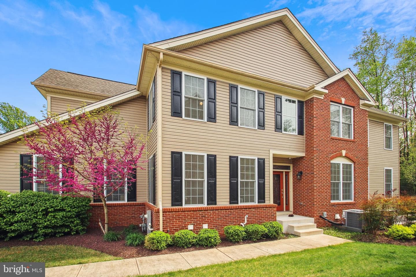 8122 Orchard Blossom Lane photo 1