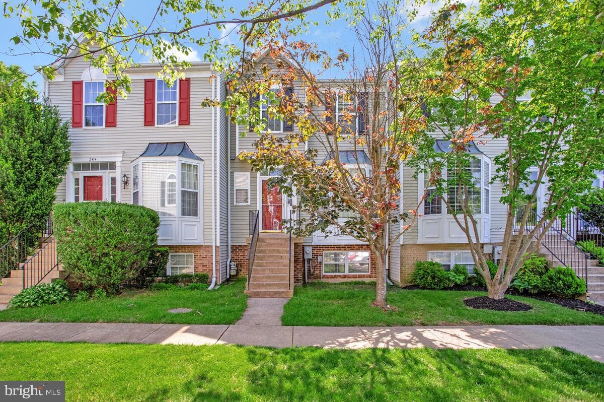 2412 Sandwich Court photo 1
