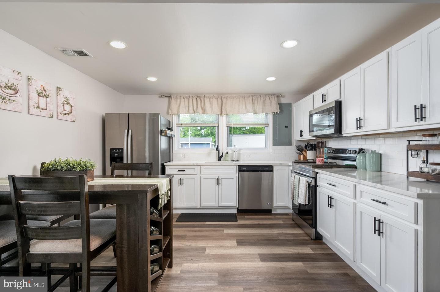217 Glen Road photo 1