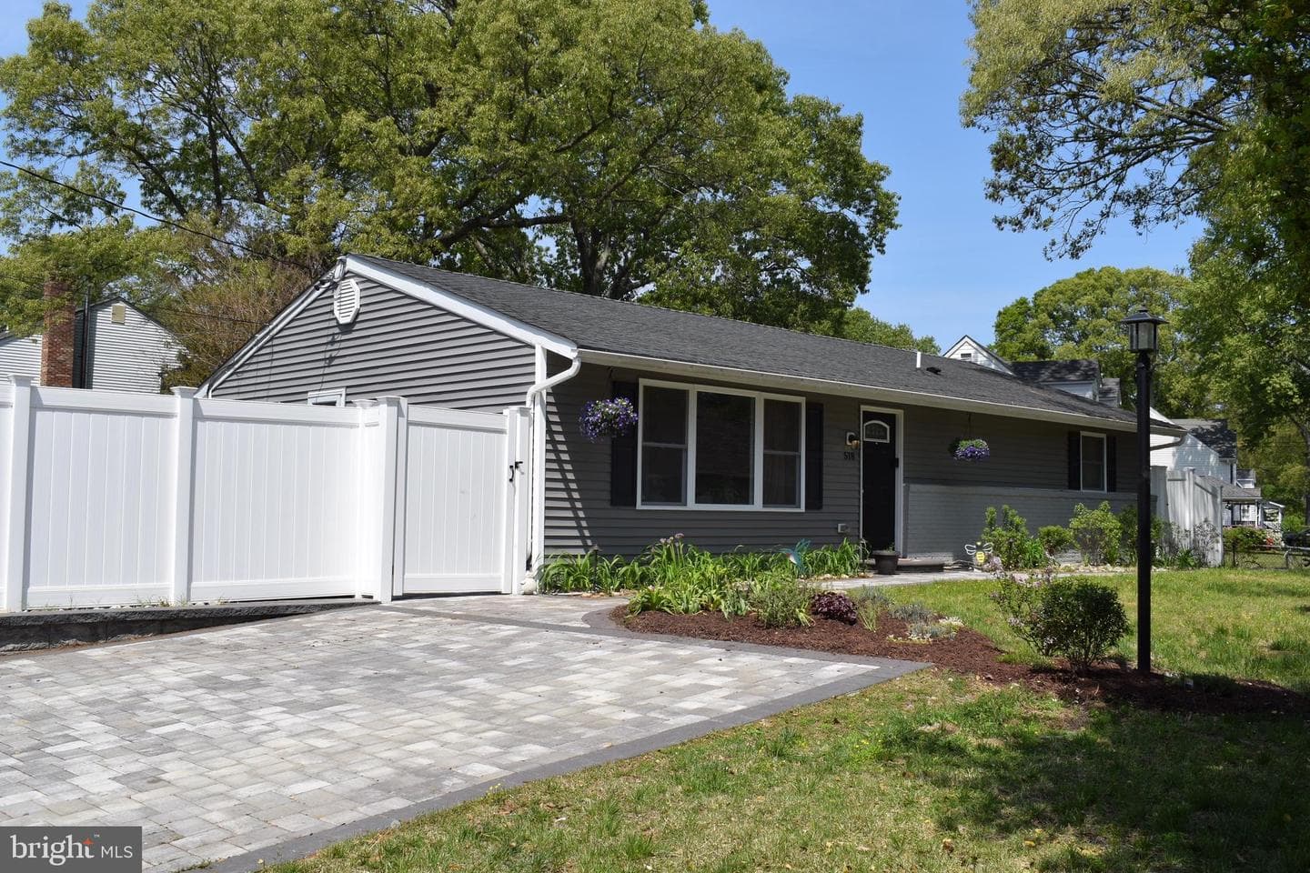 518 Norwich Road photo 1