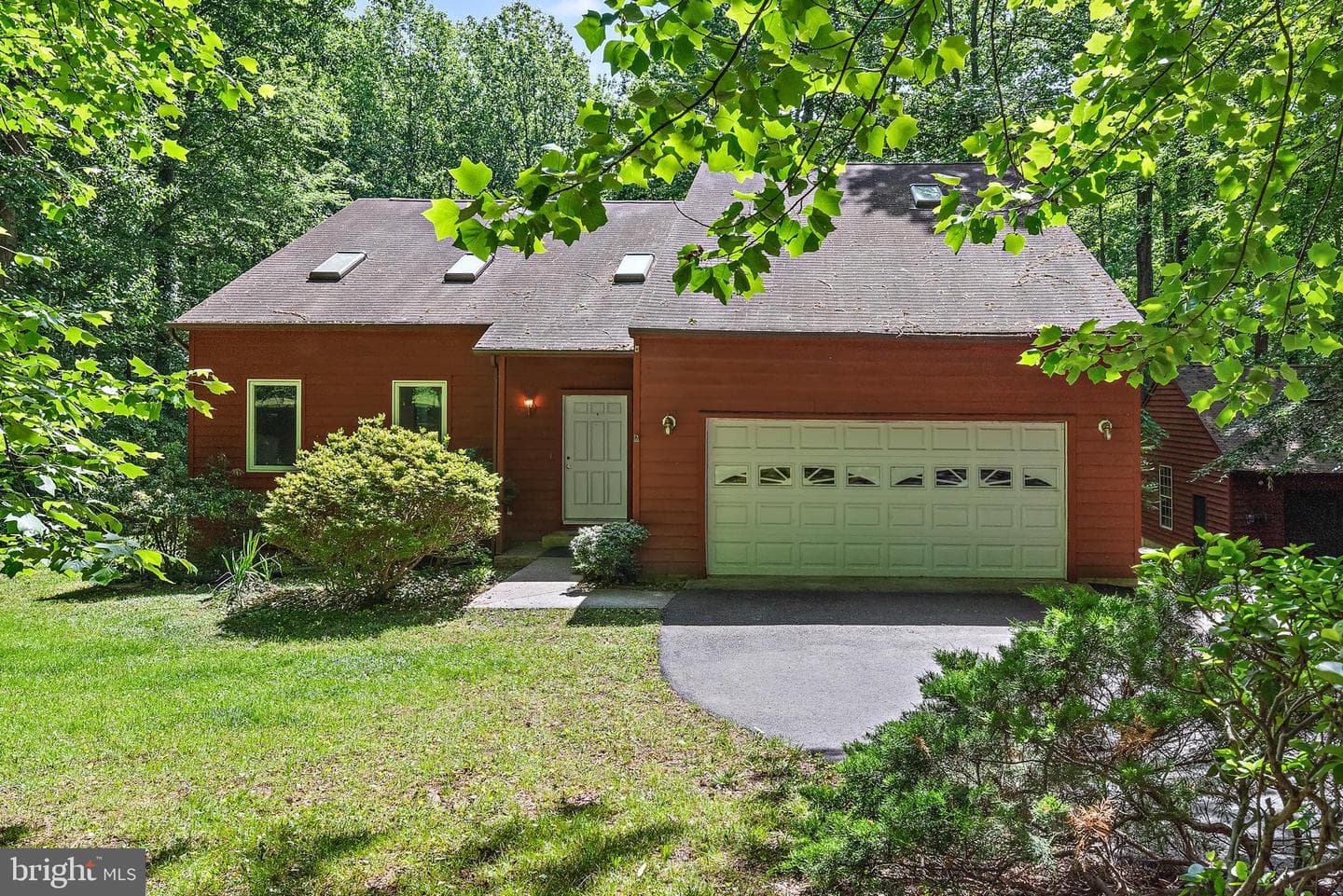 1131 Valentine Creek Drive photo 1