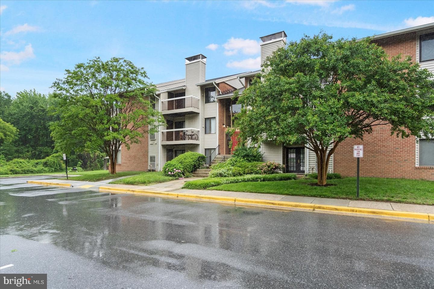 1110 Castle Harbour Way #3a photo 1
