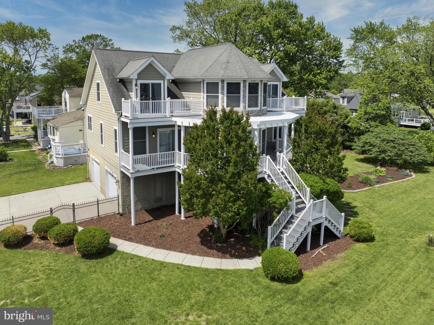 7802 Harbor Road photo 1