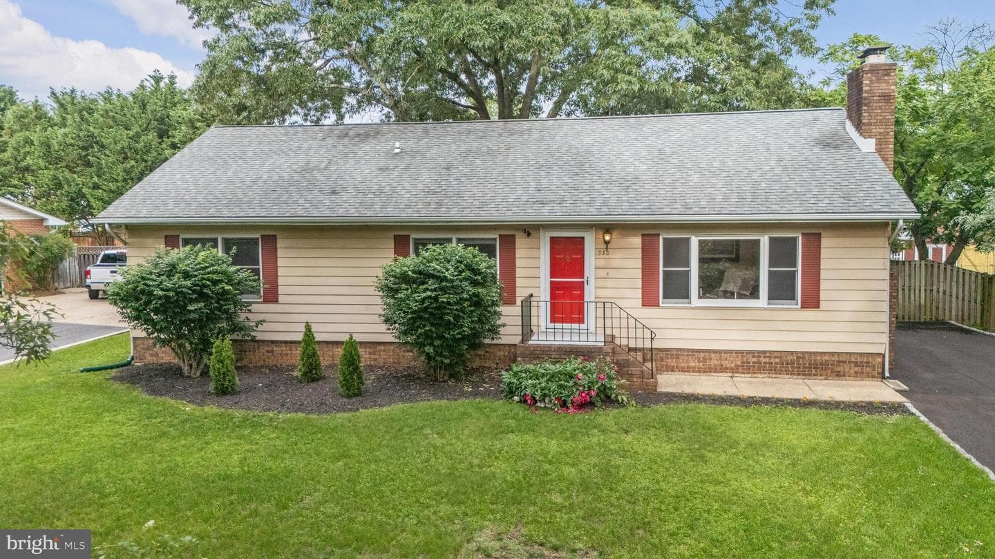 518 Laurel Road photo 1