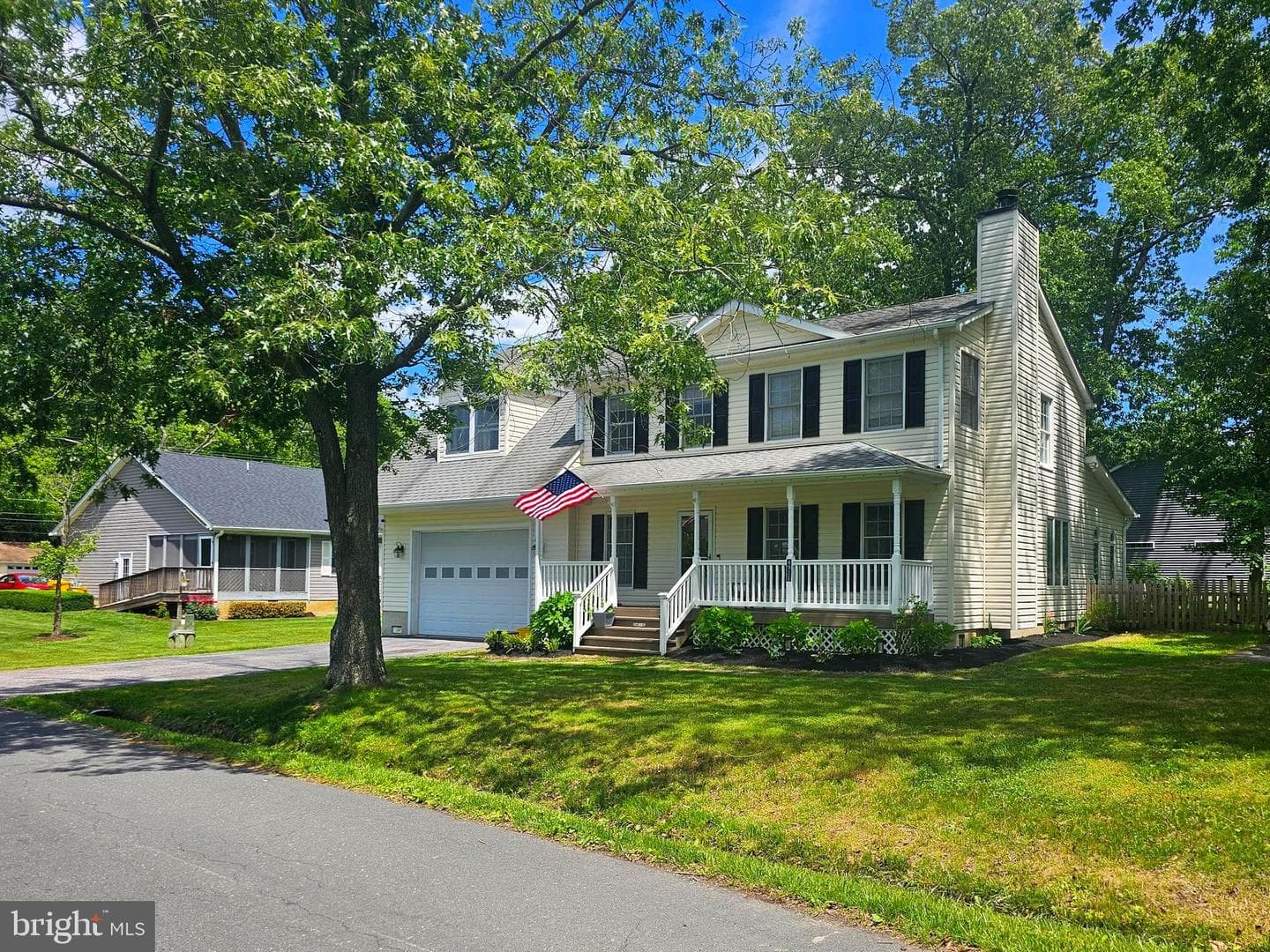 4911 Lerch Drive photo 1