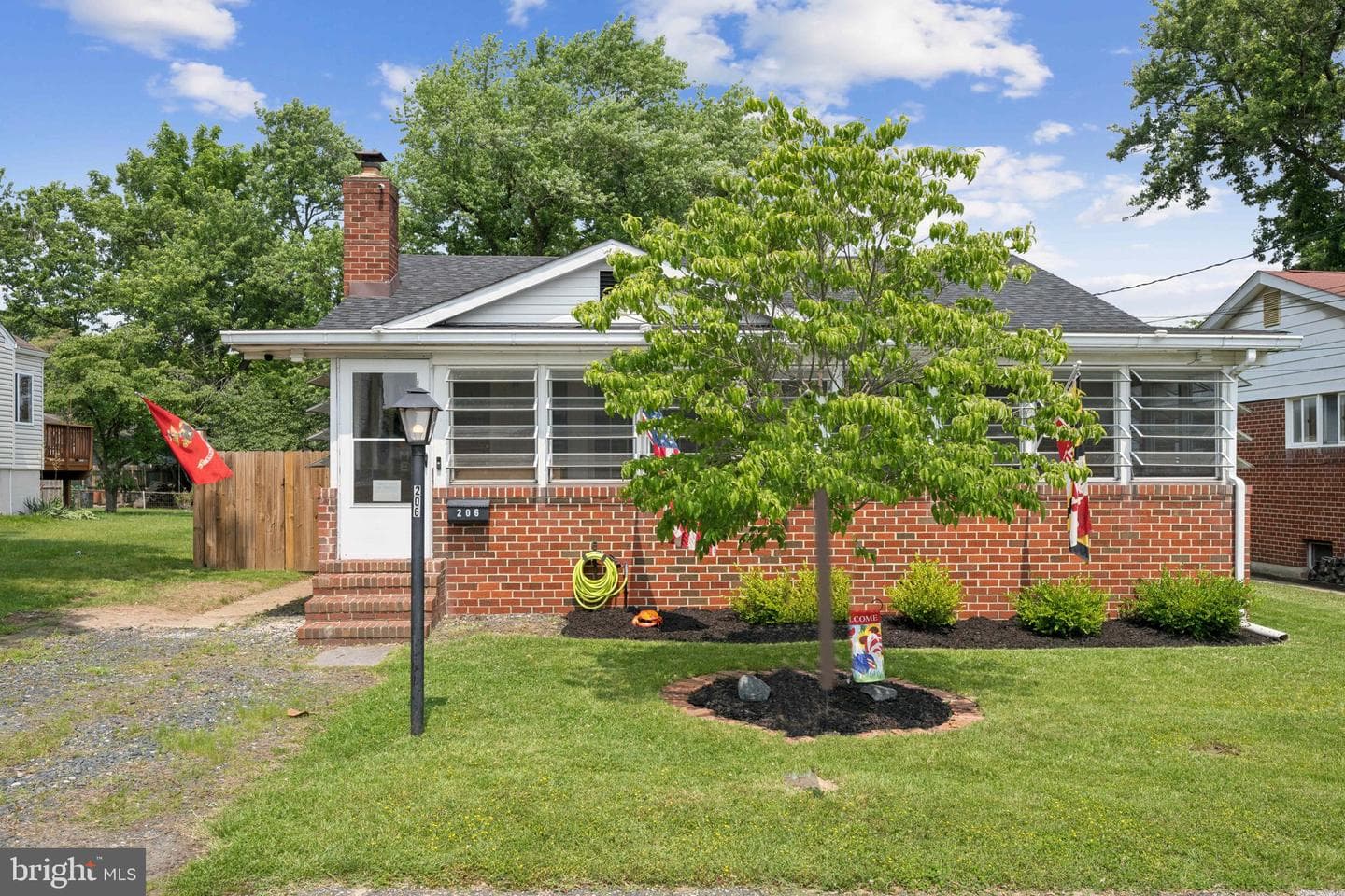 206 Chelsea Road photo 1