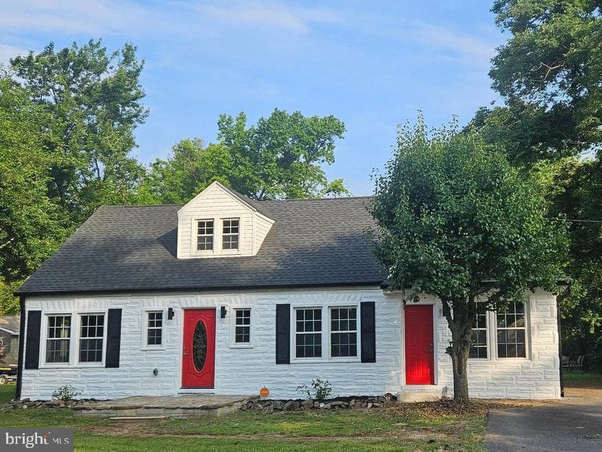 7618 Paradise Beach Road photo 1