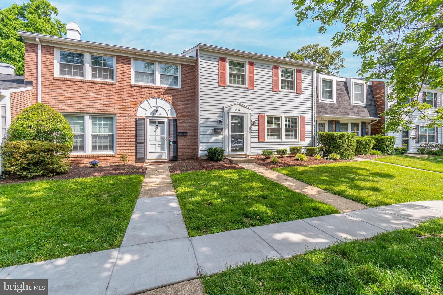 1750 Woodridge Court photo 1