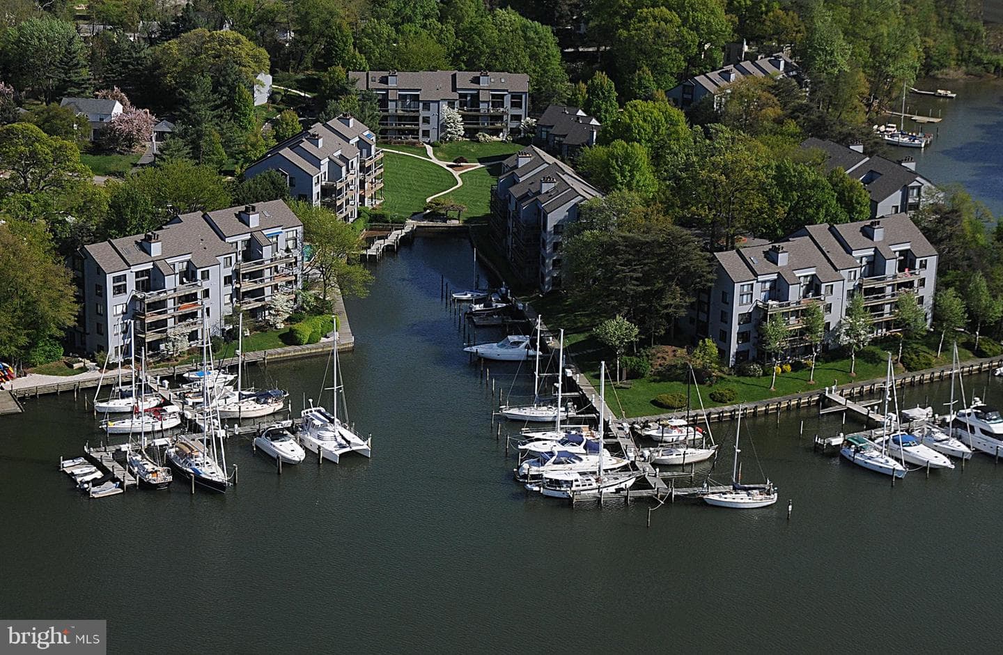 16 Spa Creek Landing photo 1